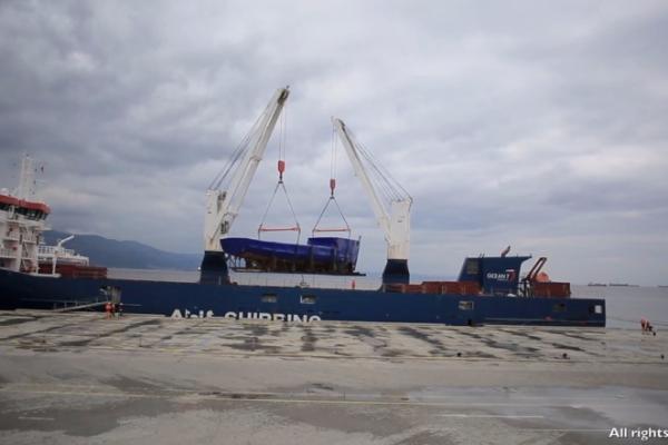 L’histoire du déchargement de Calypso et de ses containers au terminal DP World à IZMIT L’histoire du déchargement de Calypso et de ses containers au terminal DP World à IZMIT